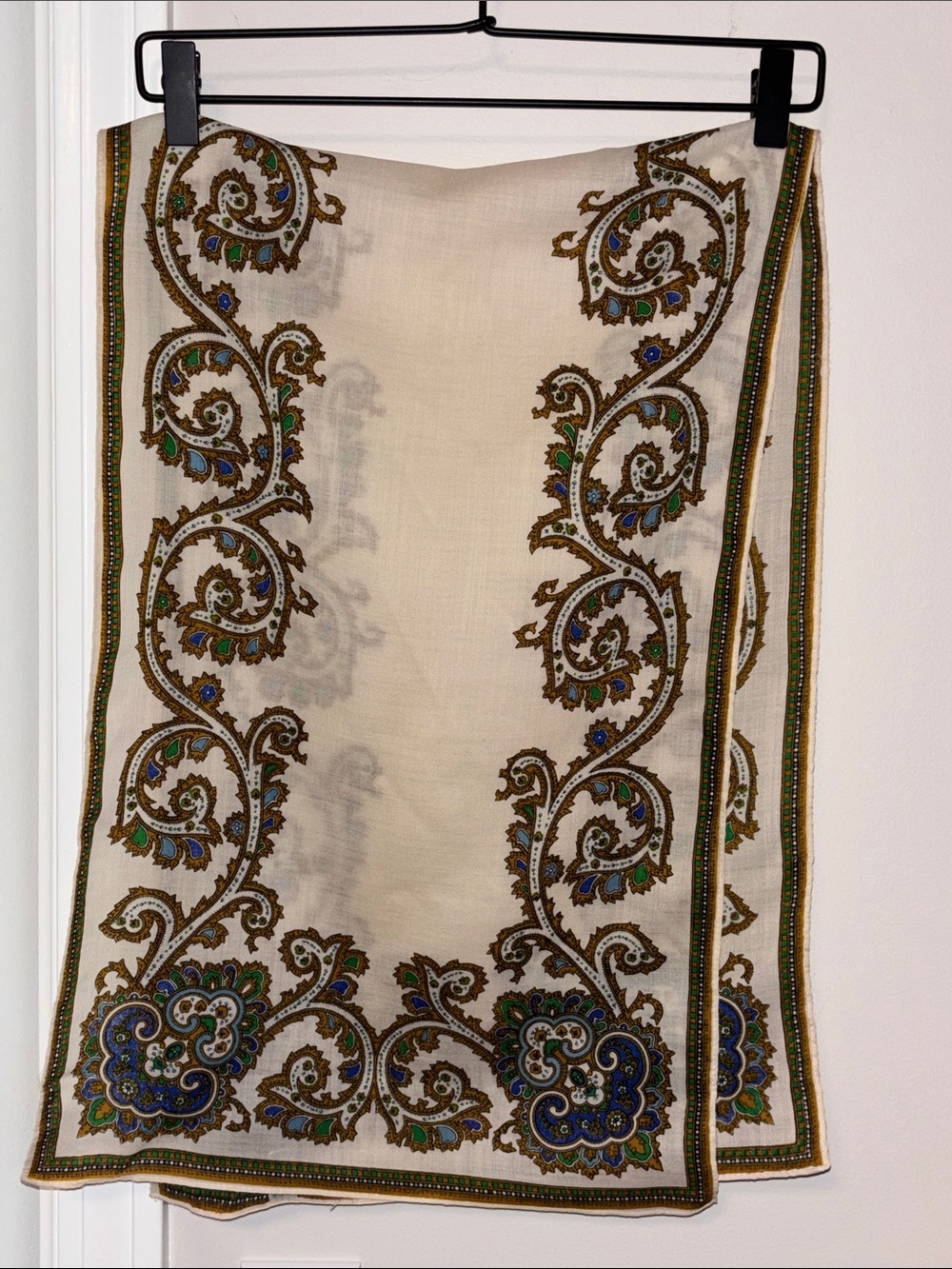 Vintage wool scarf oblong cream paisley